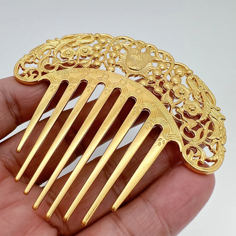 1pc Chinese Hairpin Retro Hair Comb Hanfu Dish Hairpin Hair Ornament Hollow Carved Comb Gold Ornament Metal Comb