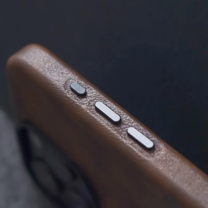 آيفون 16/15/14/13/12 برو ماكس جراب هاتف الصف الرجعية الجلود المغناطيسي شحن للصدمات مجنون الحصان نمط أغطية جلد