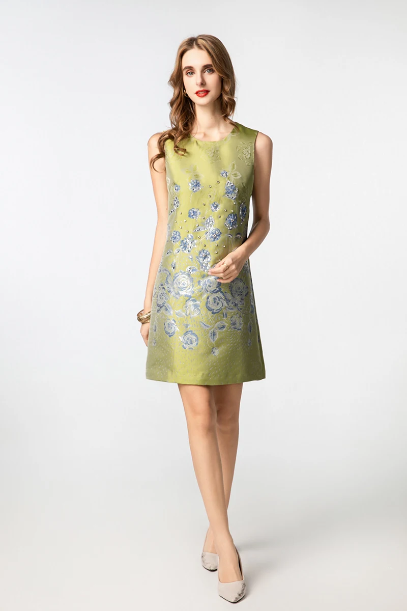 MIUXIMAO 2025 แฟชั่น Royal Luxury Jacquard ฤดูร้อนชุด 3D ดอกไม้เพชรชุด A-LINE สั้นสีเขียวชุดผู้หญิง Vestides