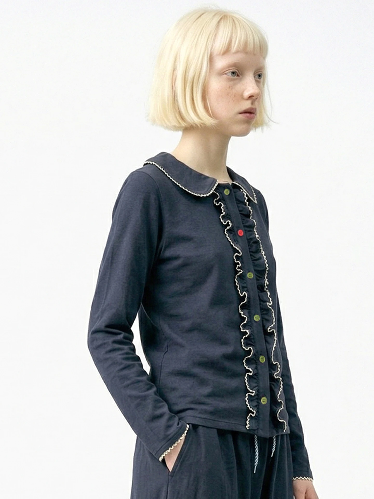 

Темно-синяя повседневная рубашка 2026 imakokoni, весенний кардиган в японском стиле с воротником-бэбидолл, кружевными вставками и длинными рукавами для женщин 265379