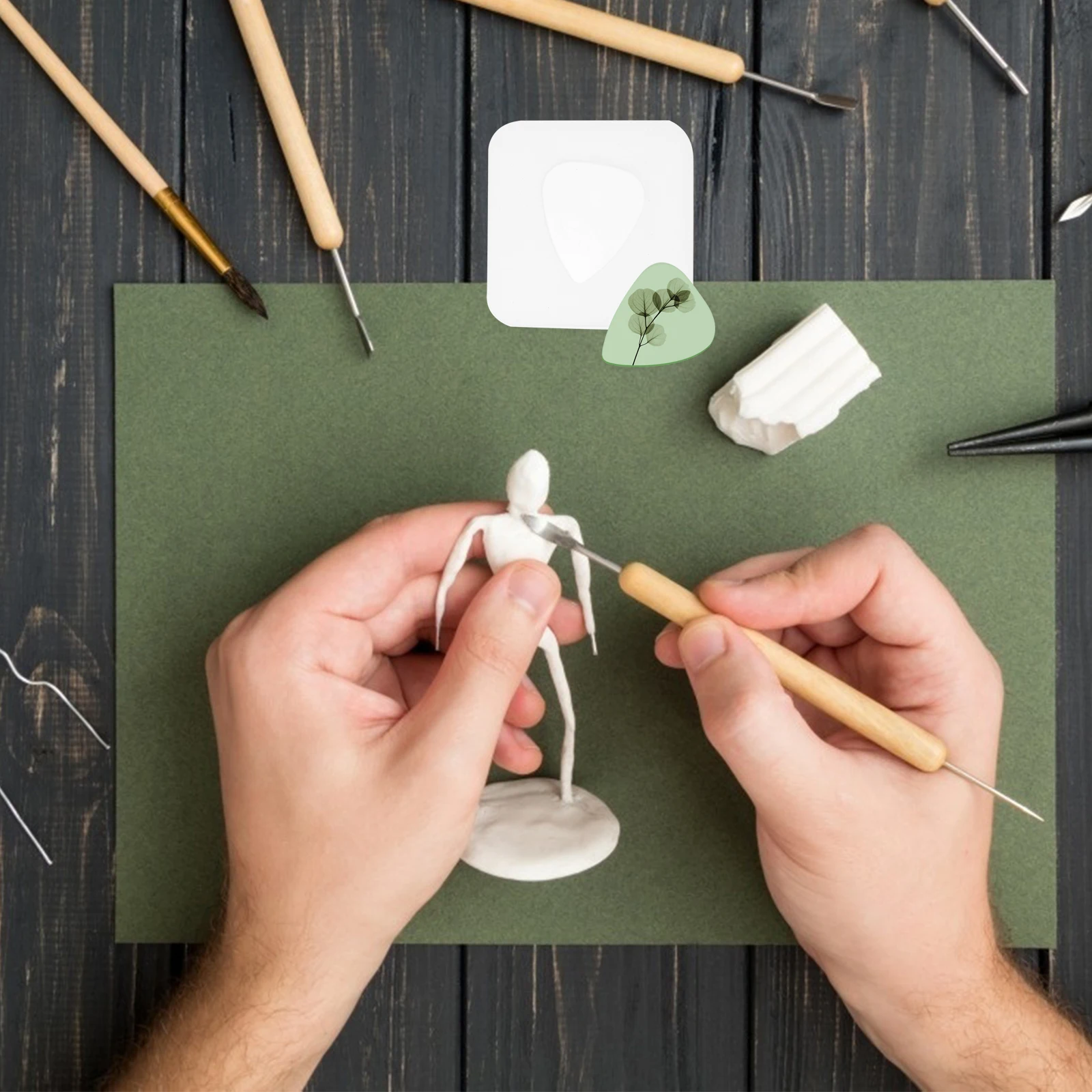 

14Pcs Silicone Guitar Pick Molds Triangle Mirror Effect DIY Casting Molds Resin Drop Glue Mold Tool Reusable Guitar Accessory