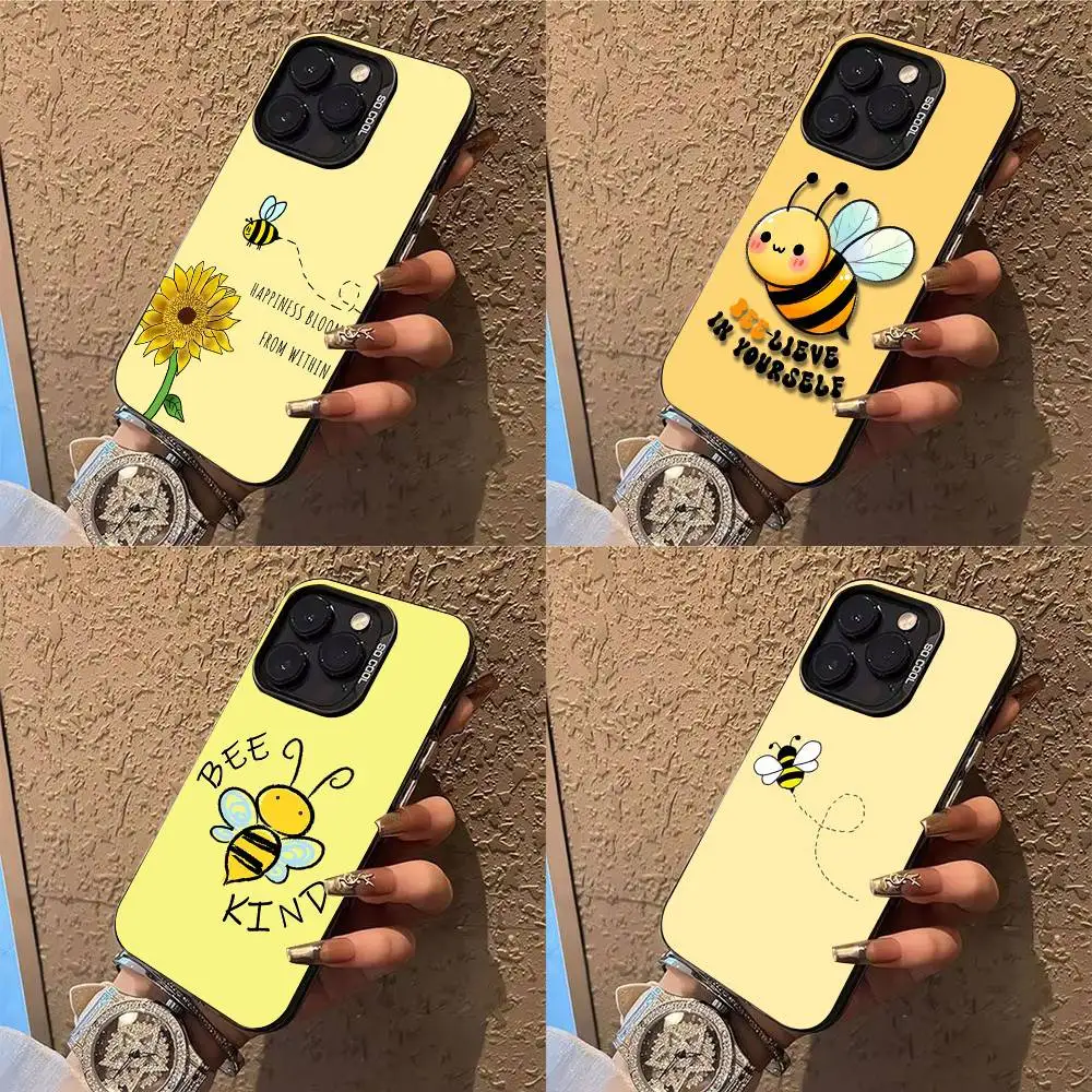 حافظة هاتف كارتون ليتل يلو بيز لهاتف آيفون 17,16,15,14,13,12,X,8,Pro,Max,Plus,E,SE4,Air,Mini IMD أسود غير لامع #1