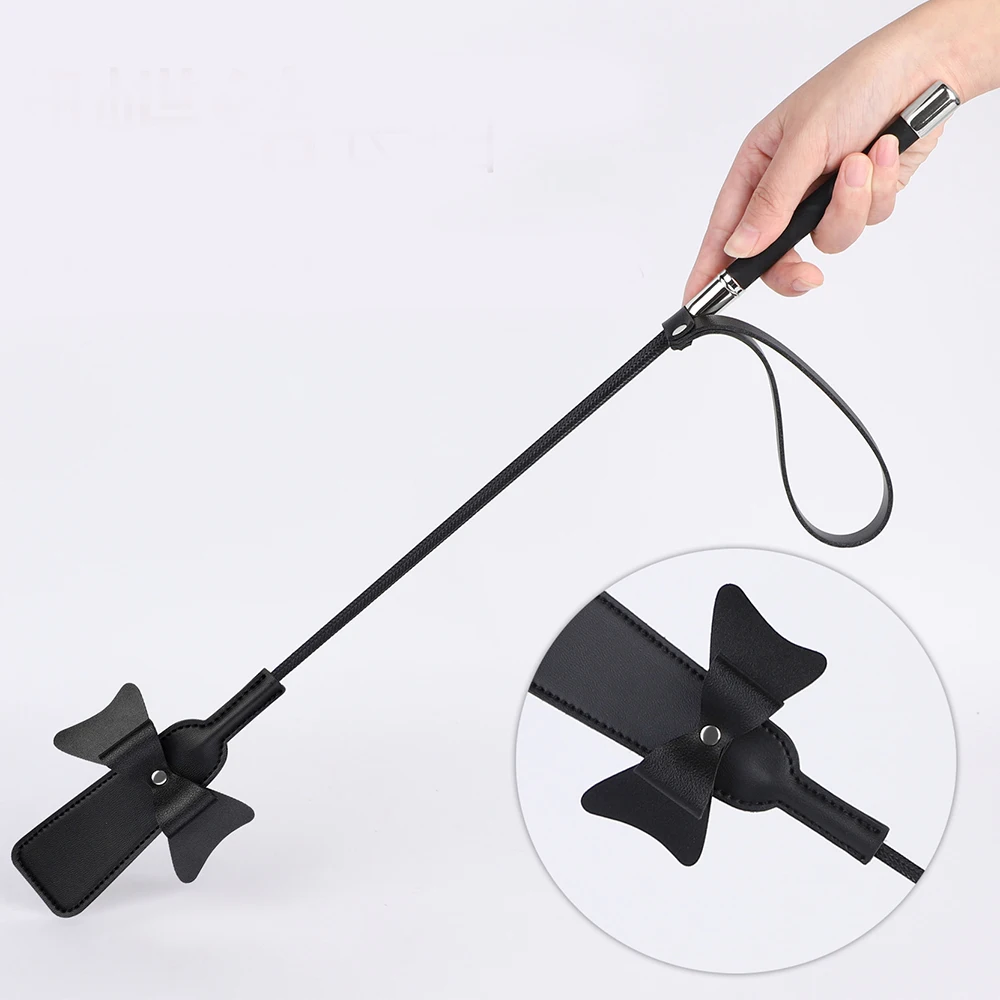

56CM PU Leather Bowknot Horse Whip,Handle with Wrist Strap for Horse Training Leather Spanking Equestrian Whip