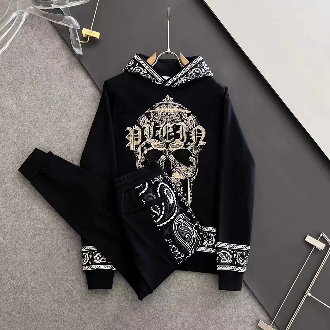 

AlexPlein Rhinestones Skulls Tracksuits 100%Cotton Streetwear Couple Hoody Men's Clothing Fashion 2024 Winter Diamond