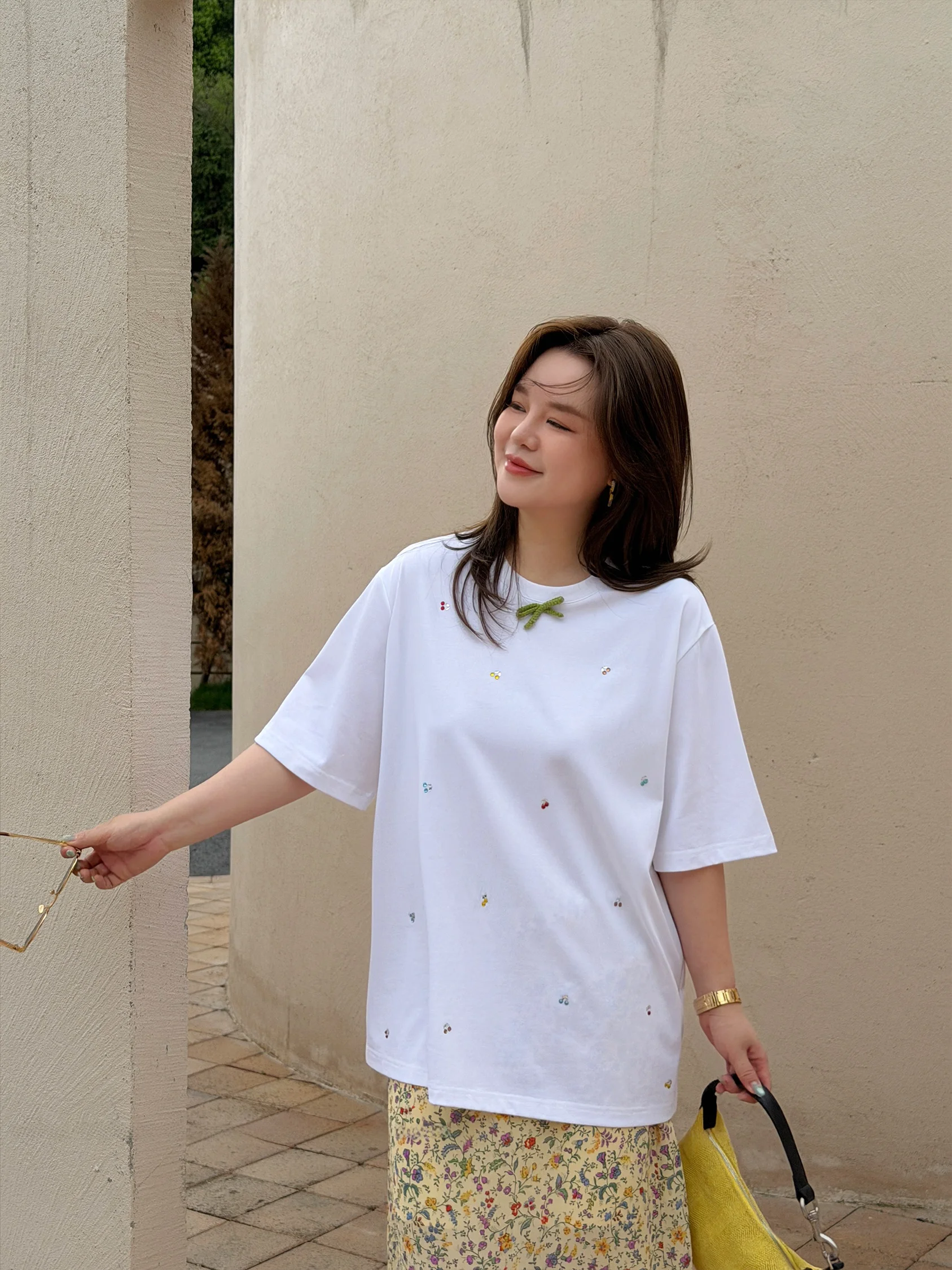 

Handmade Silver Fabric Glitter T-Shirt Short Sleeve Women's Casual Cotton Blend Knot Top Fashionable Spring Tee