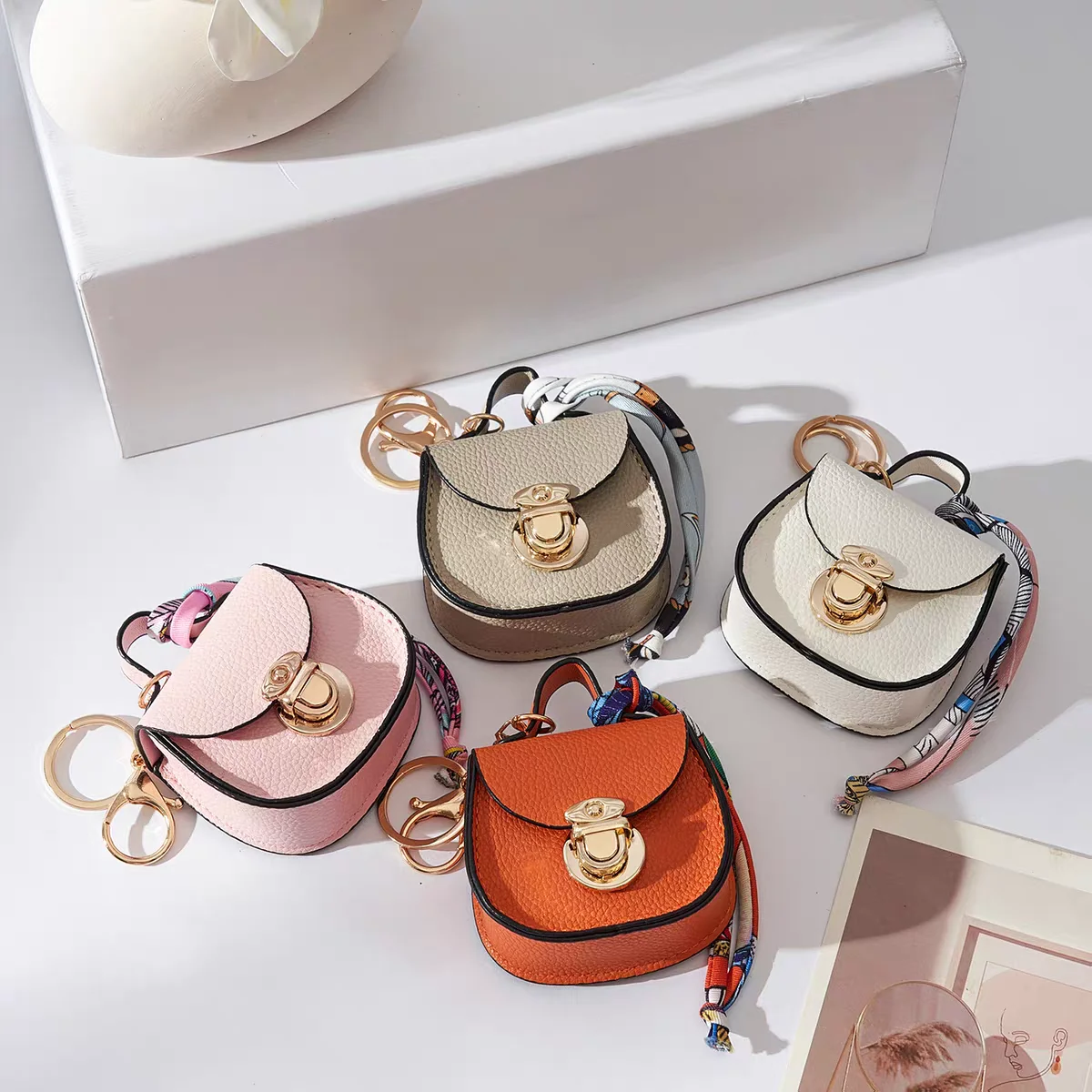 

BJD Doll Accessories Ins Style Simple Bag Pendant Portable Lipstick Earphone Bag Multi Color Optional Fashion Keychain
