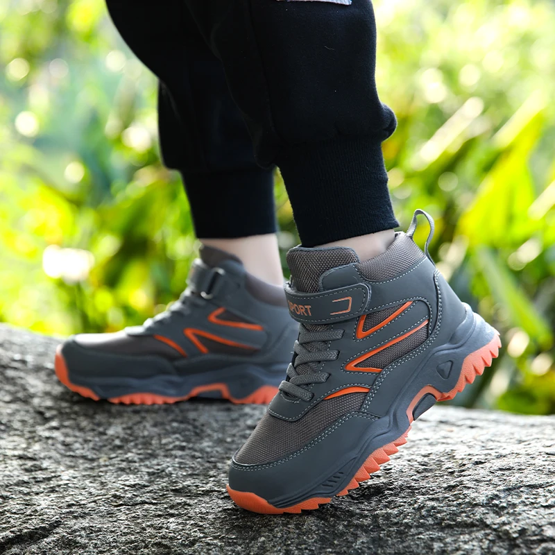 

Children Casual Luminous Shoes For Boys Breathable Sneaker Winter Warm Plush Kids Hook&Loop Non-slipl Hiking Sports Shoes