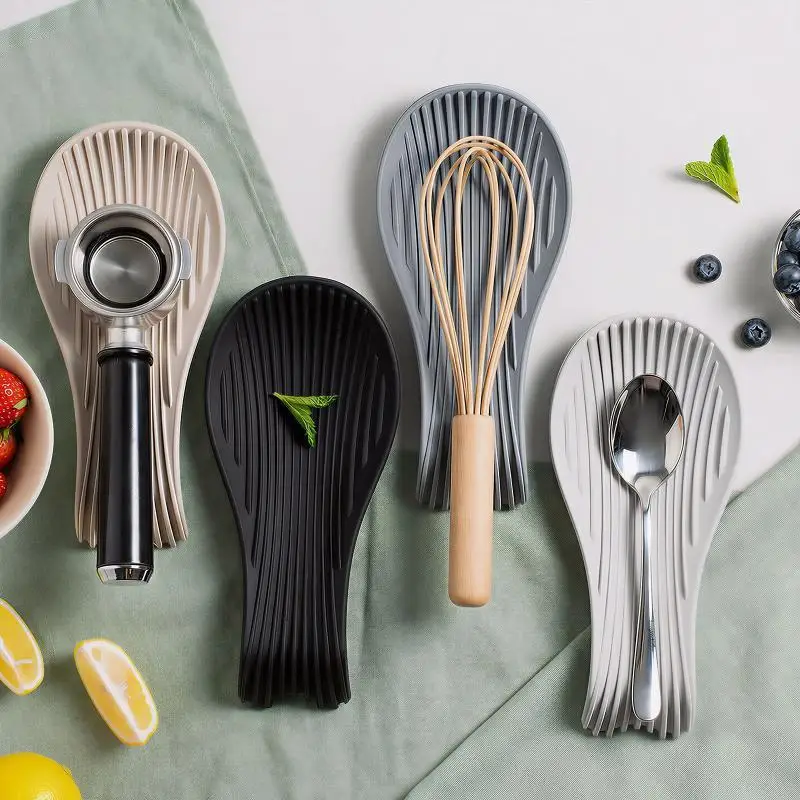 1Pc Silicone Insulated Spoon Holder Heat Resistant Placemat Spoon Holder Cutlery Shelving Kitchen Tools Placemat