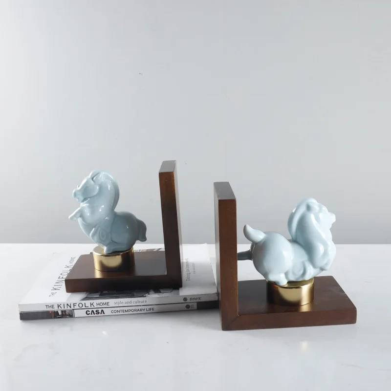 

New Chinese style study bookshelf decorations, study ceramic ornaments, modern bedroom and office decorations, and horse book