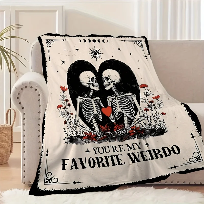 1pc Heart Skull Print Flannel Throw Blanket, Versatile Soft Cover for Napping, Sofa, Camping & Travel, Ideal Gift for Family