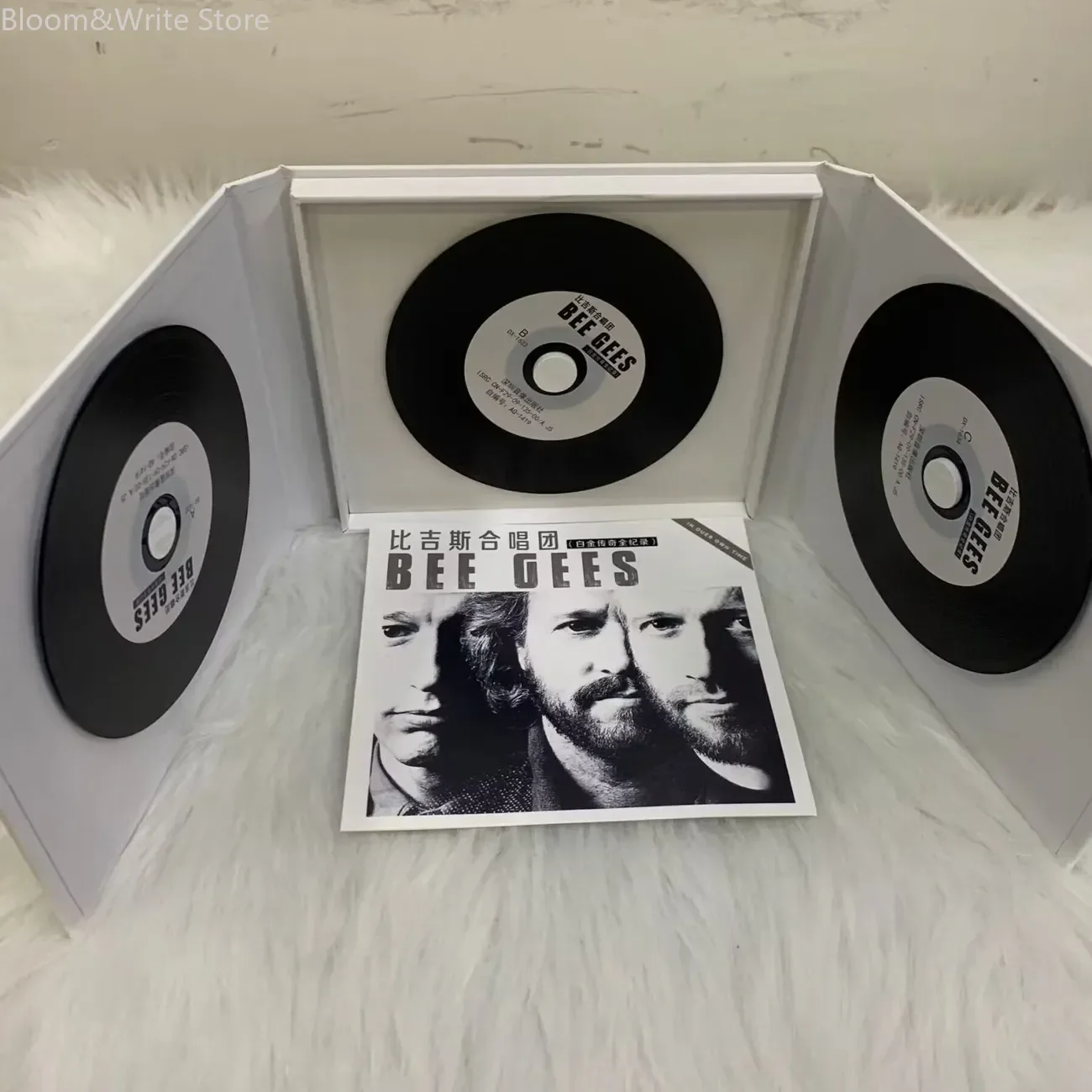 Australian Pop Music Singing Group Gibb Brothers Music CD Greatest Hits Album How Deep Is Your Love 3pcs Music Record  Walkman