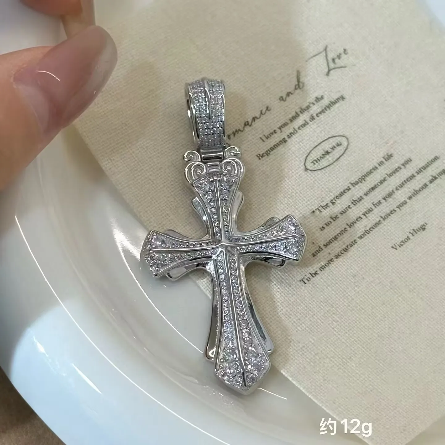 

Light luxury trendy and high-end accessory S925 pure silver full set white zirconium cross necklace pendant
