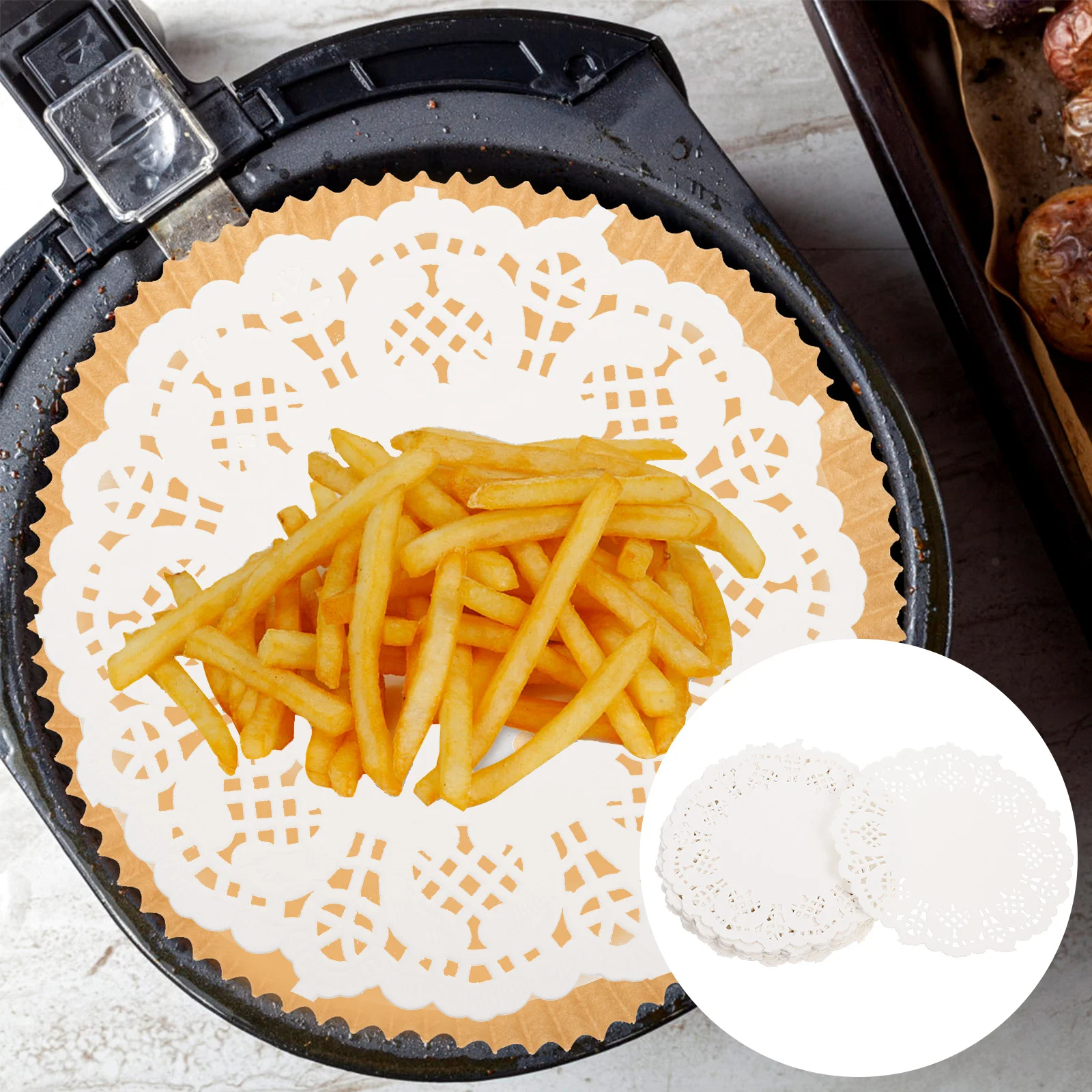 BESTOMZ 100 centrini monouso in carta di pizzo bianco che assorbono l'olio, per torte, per imballaggio, con rivestimento in carta da 55" (modello casuale)