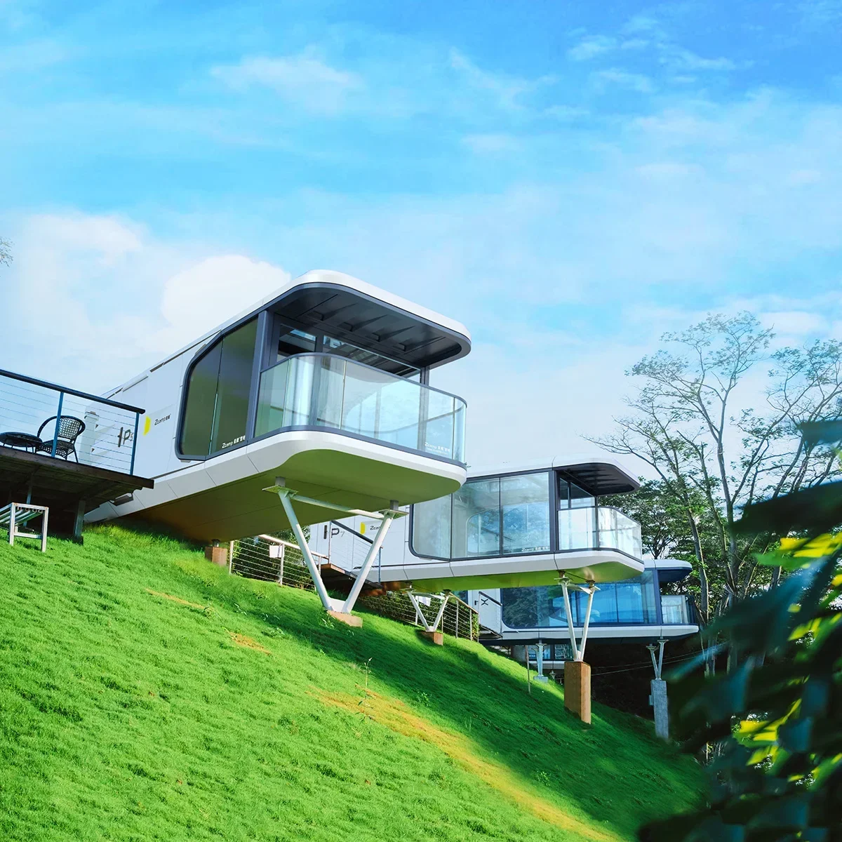 

Zcamp P5 Luxury Camping Resort Hotel Tourism Villas wind resistant Modern outdoor Prefab House cap sule luxury hotel