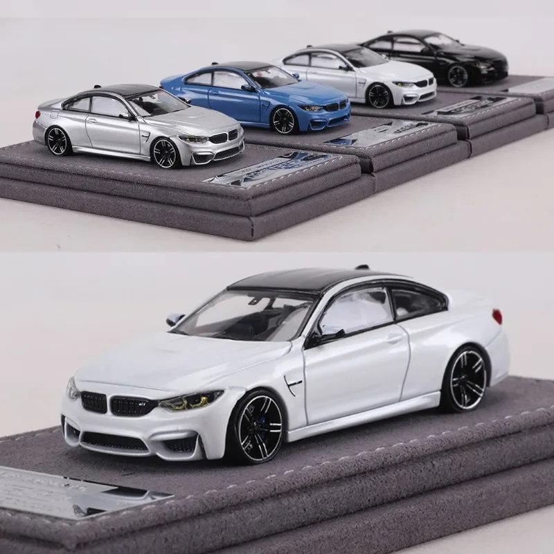 [In Stock] DAP 1/64 Diecast BMW M4 F82 Coupe Model, Multiple Color Options, Static Collectible Vehicle With Display Base
