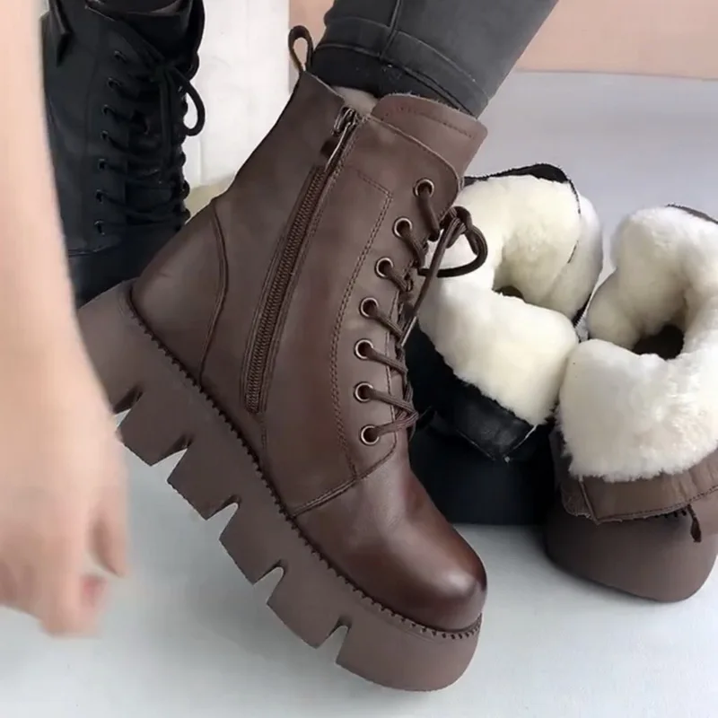 New Snow Boots for Women Vintage Round Toe Warm Plush Lace-up Platform Shoe Solf Leather Anti Slip Thick Bottom Short Boot