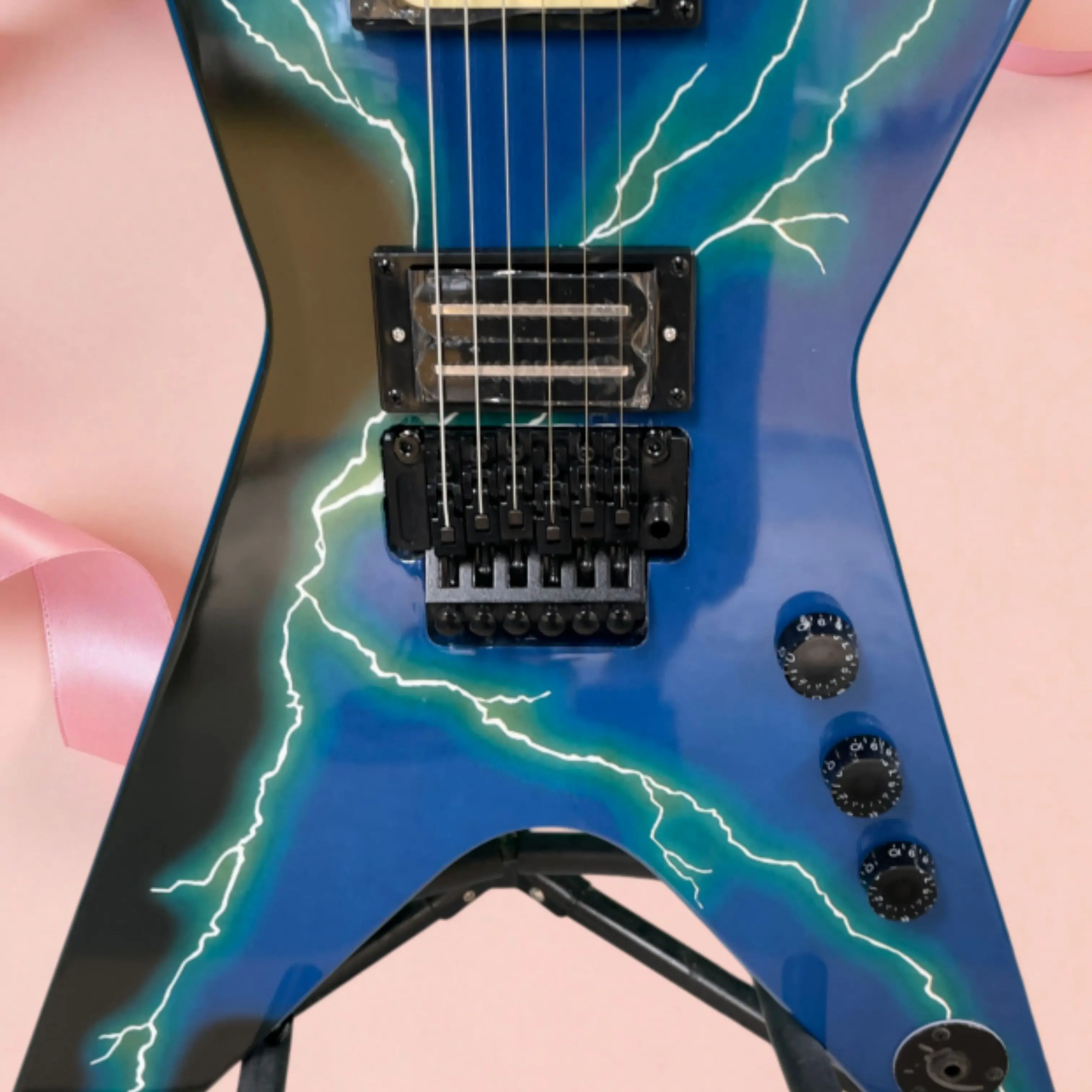 Wild & Cool Electric Guitar,Blue-Black Gloss Gradient Finish,Lightning Graffiti Graphic Guitars,Heavy Metal Stage Style Guitarra