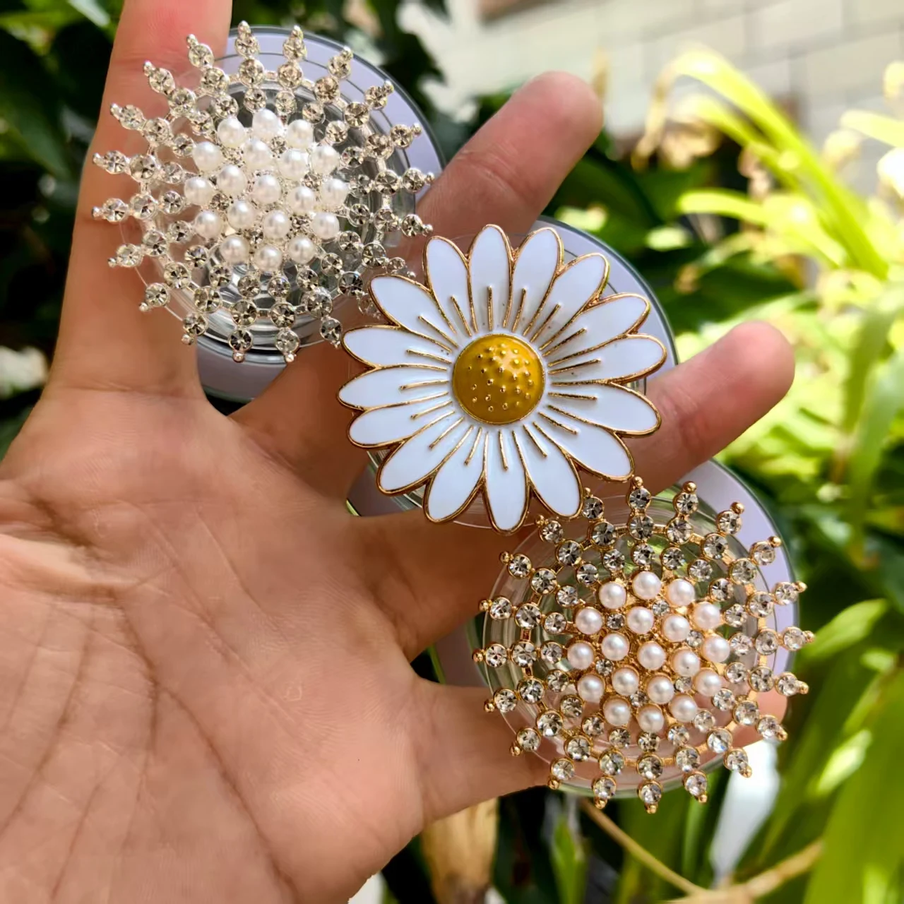 

Korea Rhinestone Sunflower Magnetic Holder For Magsafe Floral Daisy Universal Phone Holder For iPhone Grip Tok Finger Socket