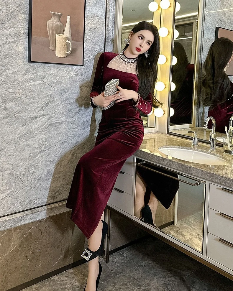 Temperamento personalizzato Velluto Dritto Abito da sera in cristallo Maniche lunghe di lusso O-Collo Lunghezza tè فسات Бmavera