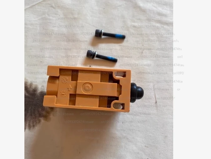 Interruttore corsa pompa sovraccarico LP-20, test OK