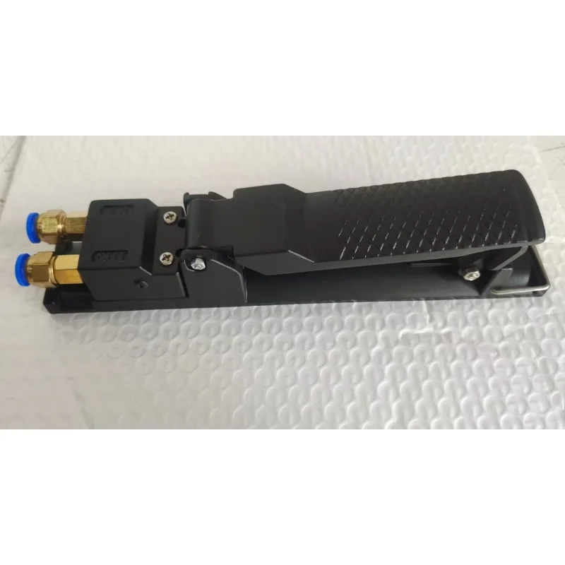 Press‑Type Pneumatic Remote Control Handle Switch, Replacement Accessory for High Pressure Sandblasting Tank