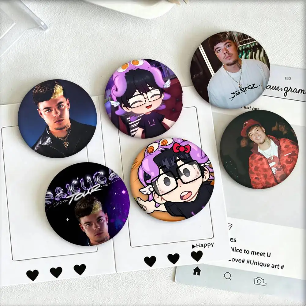 1 Stück Saiko Singer Sakura Cartoon-Stil Abzeichen Broschen für Rucksackdekoration Runde Emaille-Pins für Accessoires