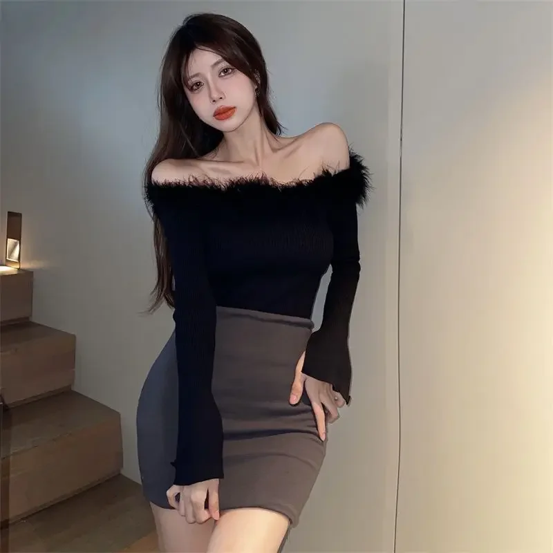 Women's Autumn New Style Off-the-shoulder Long Sleeve Knitted Top Chic Sensibility Plush Patchwork Solid Color Pullover Top