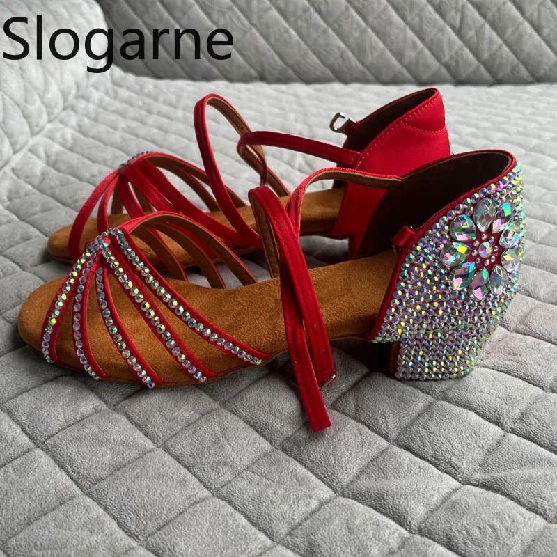 

High Quality Silk Dance Shoes Children New Diamond Latin Shoes Women Chunky Heel Latin Waltz Modern Ballroom Dance Shoes Sandals