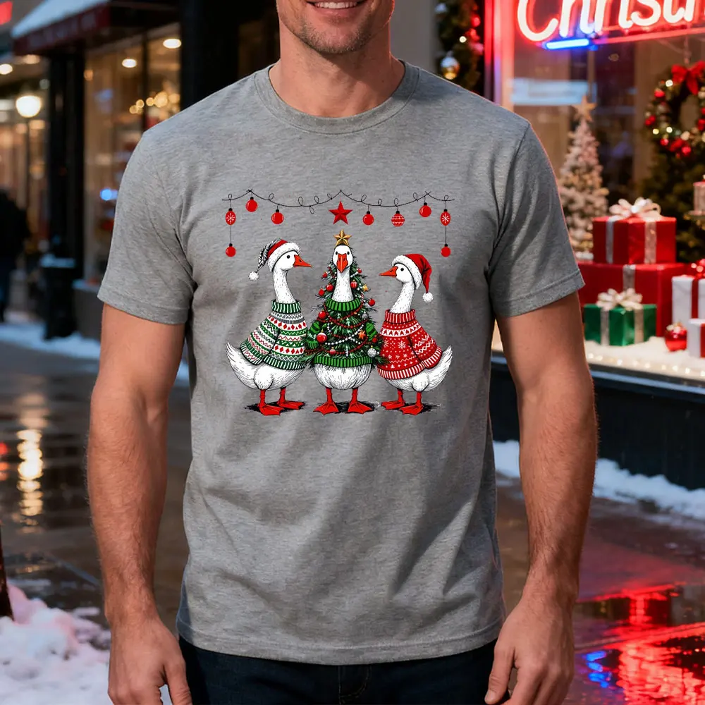 Christmas Geese Holiday T-Shirt Unisex Gift Funny Womens Vintage New Year Xmas Geese Festival Men Graphic T Shirts Men Clothing