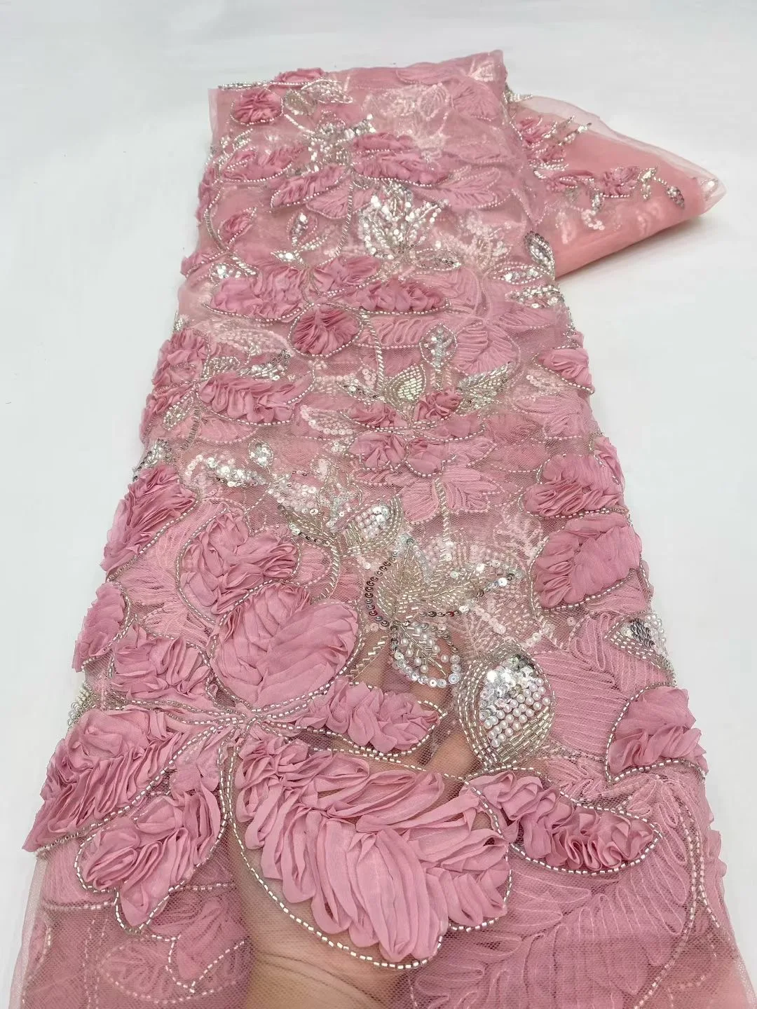 

2025 Luxurious Nigerian African Beaded Lace Fabric High Quality Sequins Embroidery African French Lace Fabric For Sewing Dress