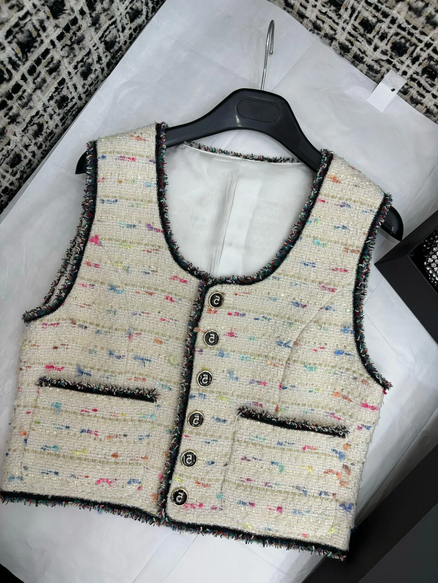 

EVACANDIS New Women Chic Square Collar Sweet Single Breasted Tweed Vest Sleeveless Casual Double Pockets Tops Cotton Blended