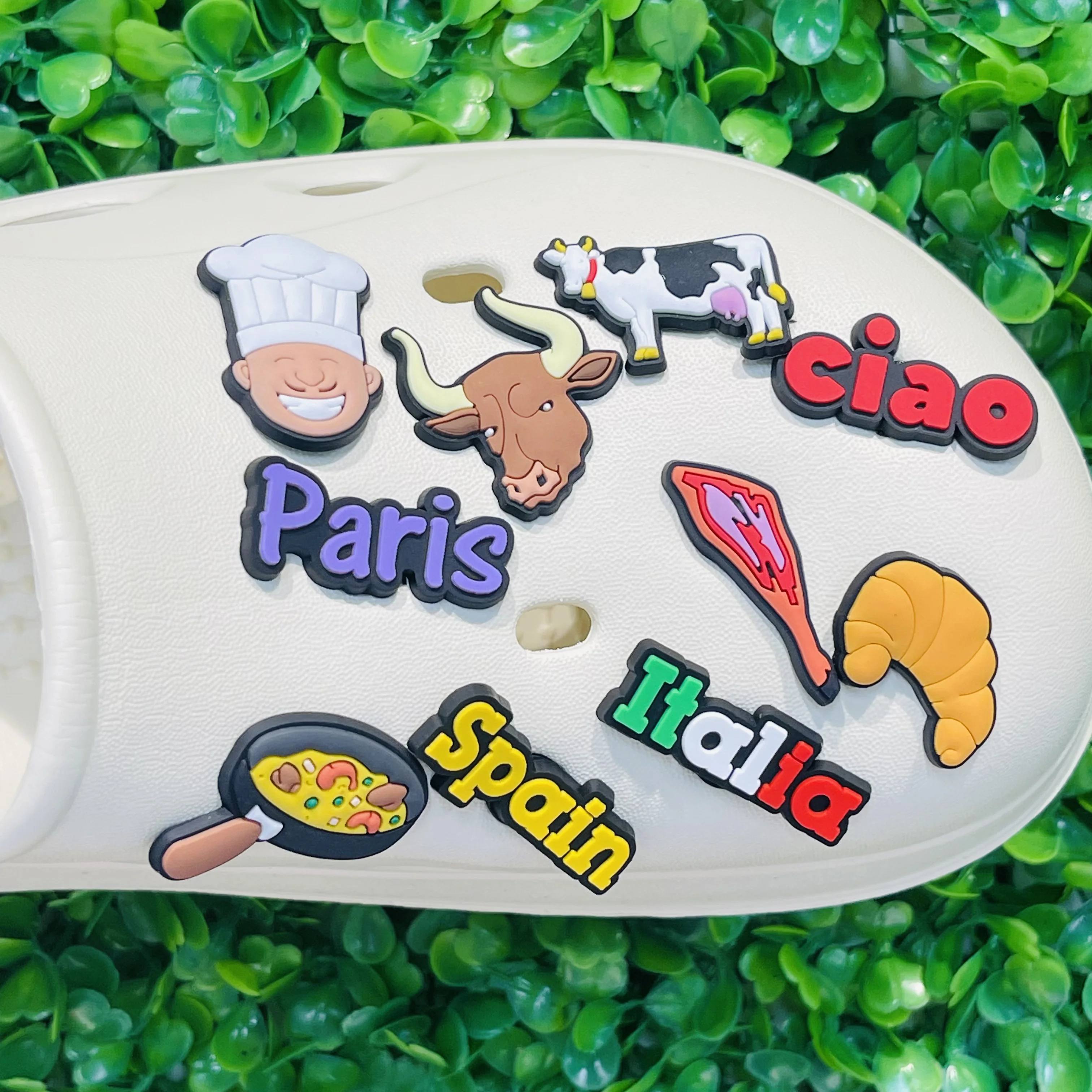 1-10pcs Paris Spain Italia Ciao Cow Beef Ham Fried Rice PVC Shoe Charms Sandals Shoes Decoration Buckle Clog Fit Wristbands