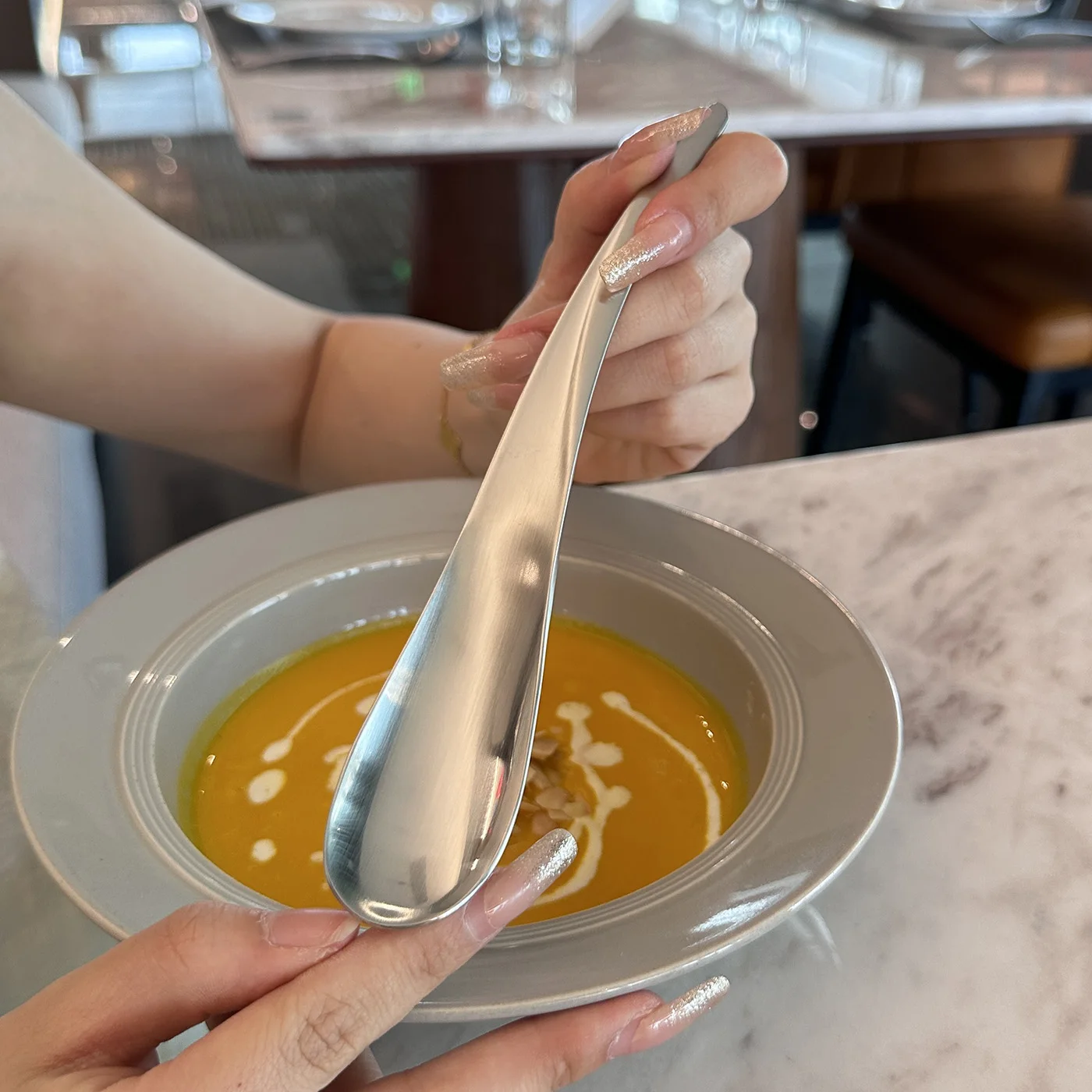 

Thi Industrial Sle 80, ложка с дельфином из нержавеющей стали, чайная ложка с каплями воды, чайная ложка, кофейная ложка Quali Restaurant ...