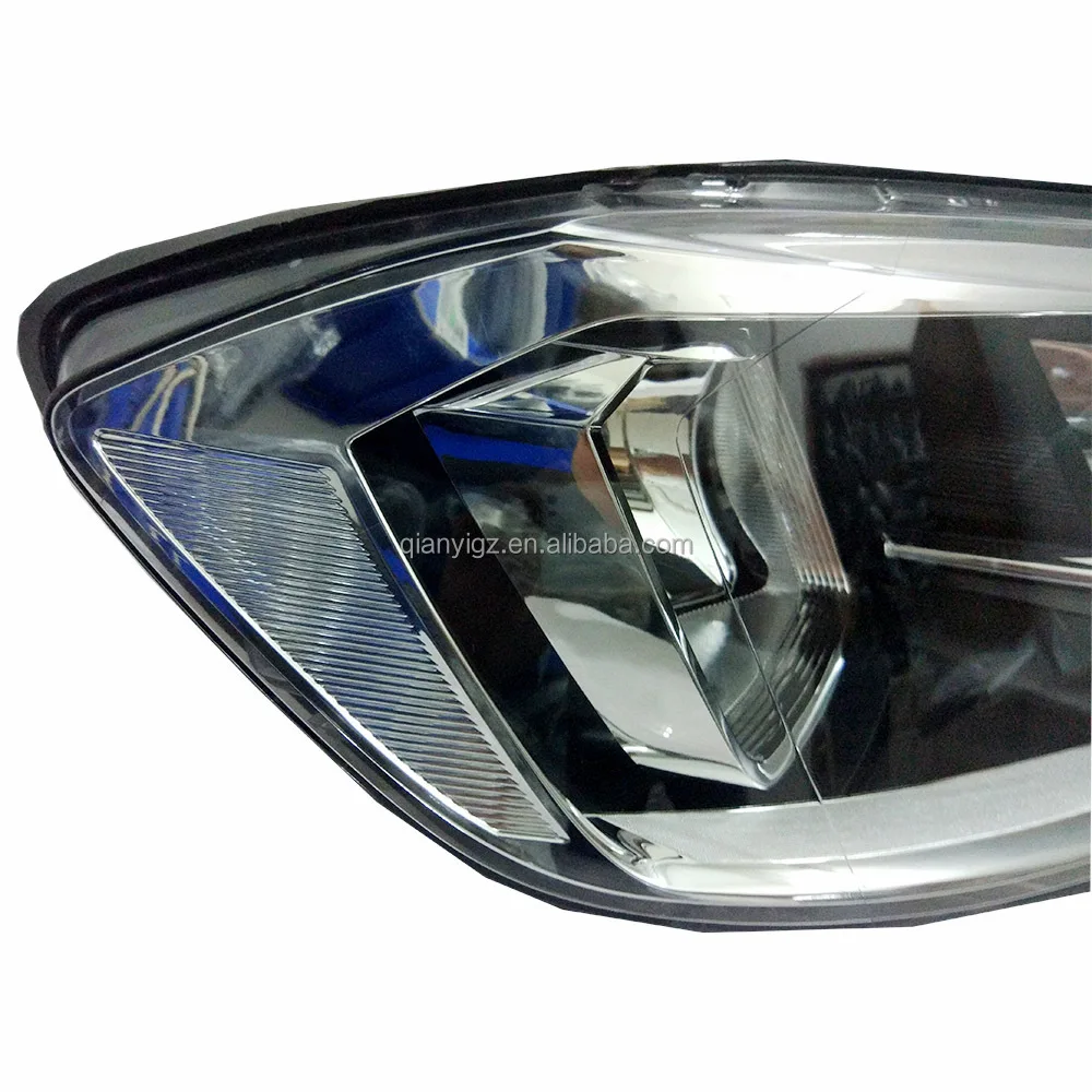 FOR 2016-2018 Volkswagen  Bora Halogen Headlights for Original Second-hand Car Headlights High Brightness Projector