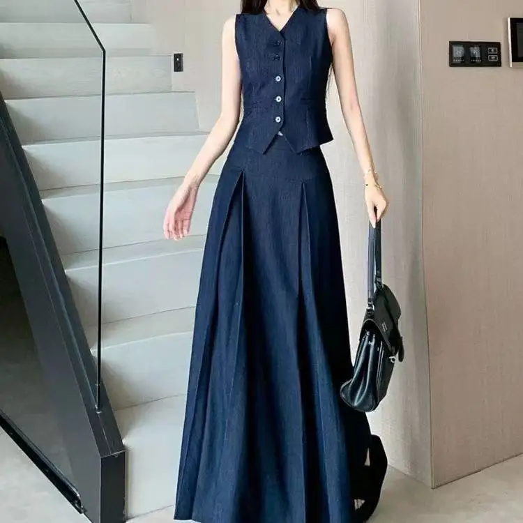 

Новый модный джинсовый женский комплект из двух предметов: летний топ без рукавов с высокой талией + плиссированная юбка, однотонный повседневный наряд