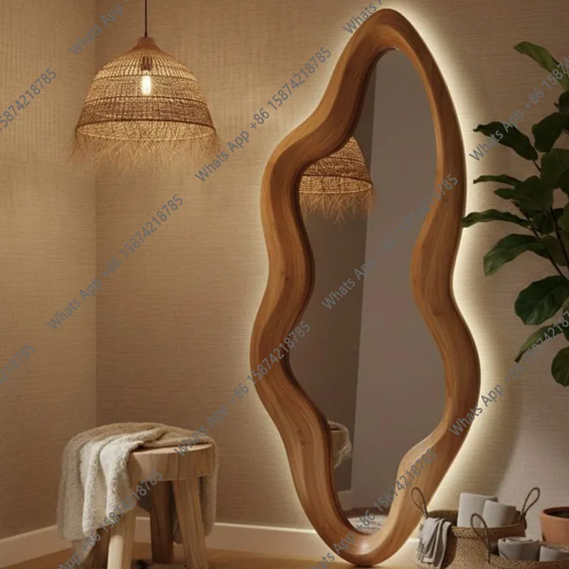 

Французское средневековое настенное зеркало, необычной формы, напольное зеркало, креативный дизайн, произведение дизайнерской работы.