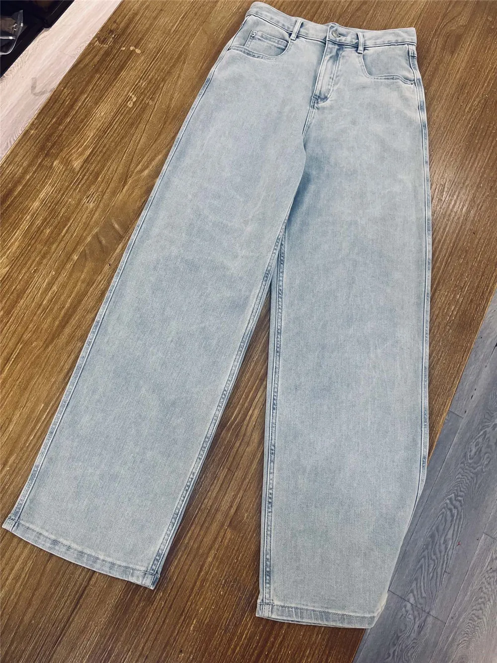 

Women's Thin Denim Pants Loose Straight Wide-leg Jeans Fashion Versatile