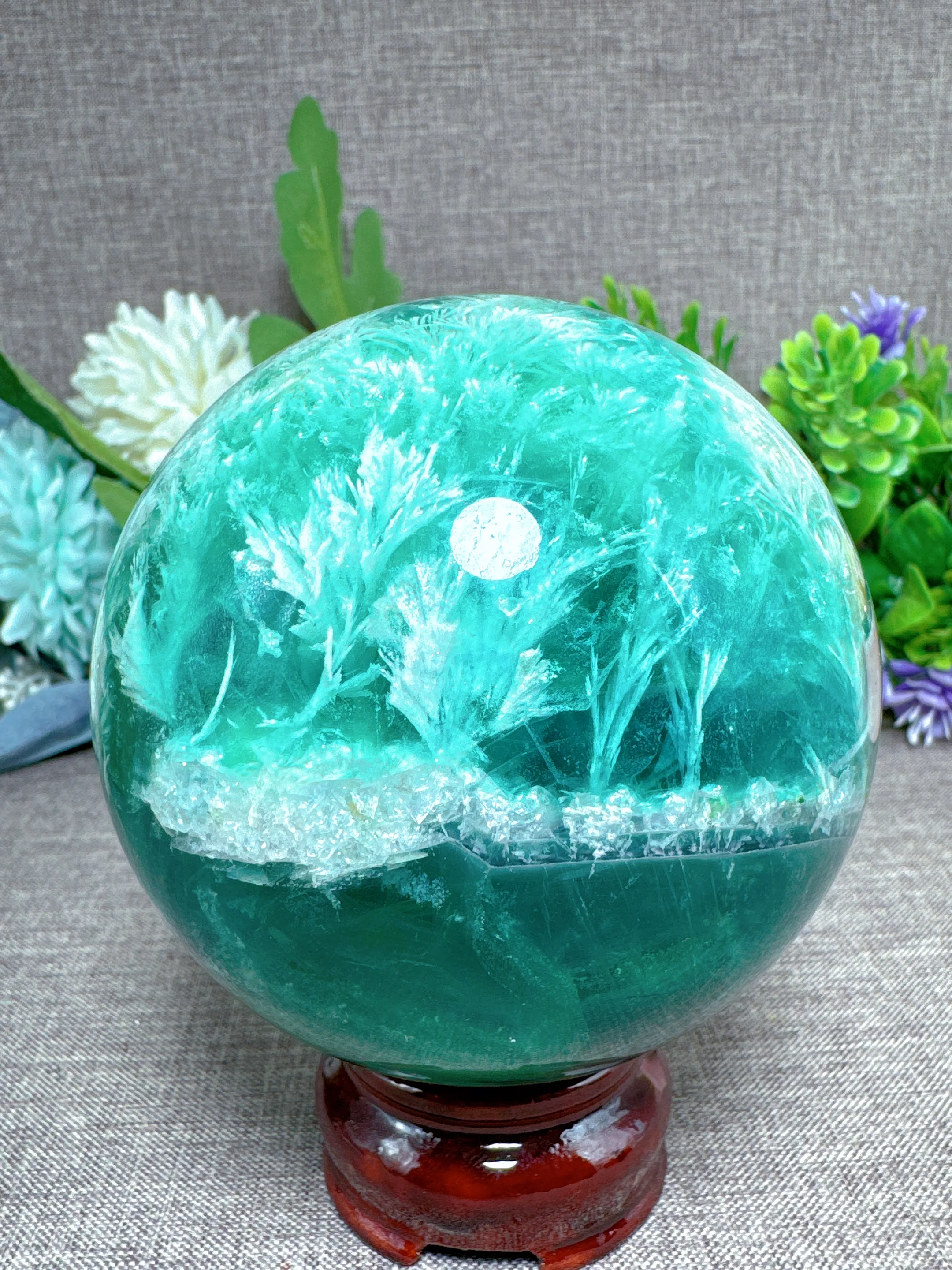 Rare Natural Snowflake Feather Fluorite Ball Quartz Crystal Energy Ball Mineral Reiki Healing Stone, Degaussing Magic Divination