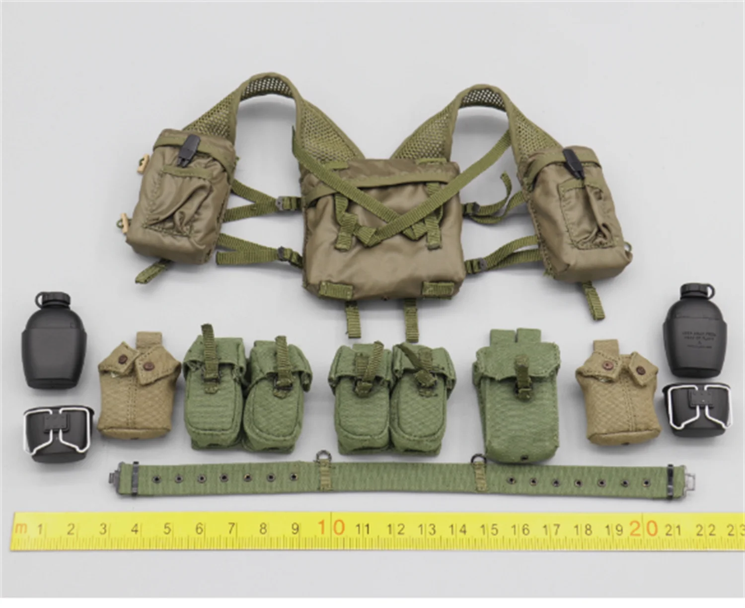 Tactical Vest & Pouches DAMTOYS DAM 78099 1/6 Scale B20 British Army SAS Gunner Fit   12 Inch Action Figure