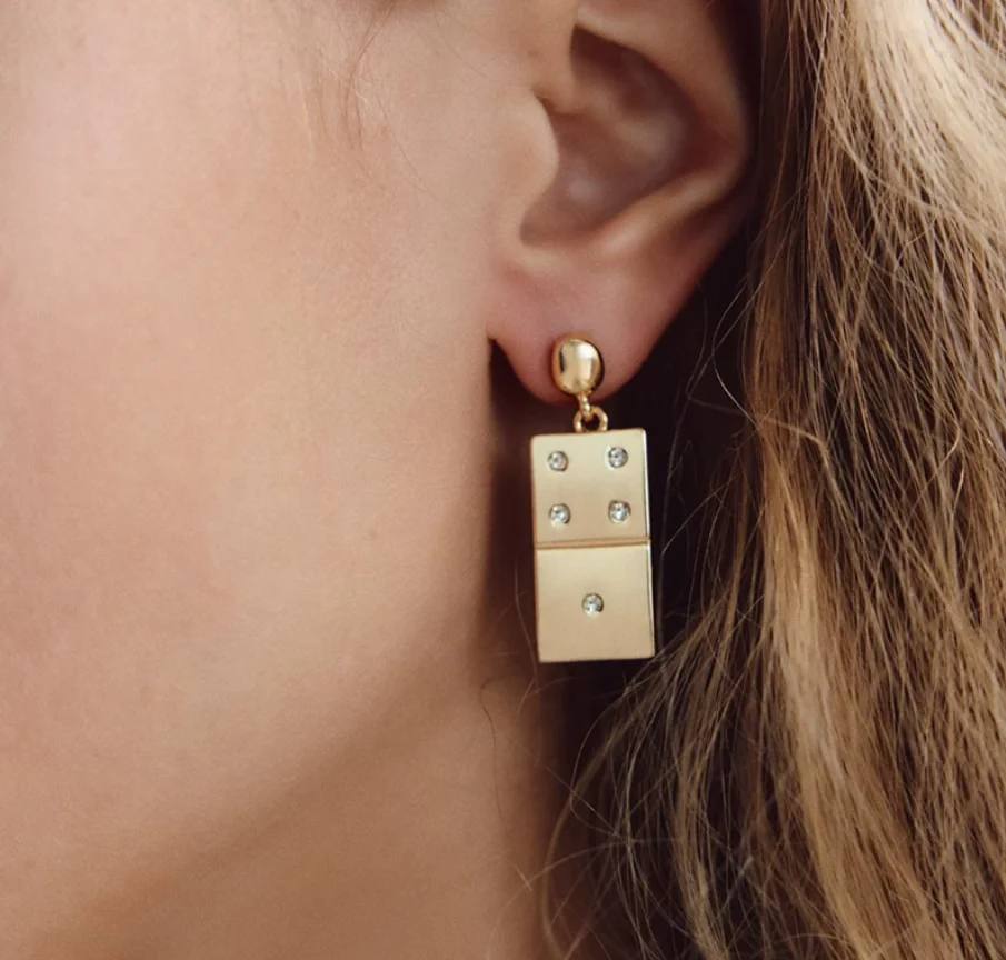 

European and American big-name design metal retro simple temperament earrings