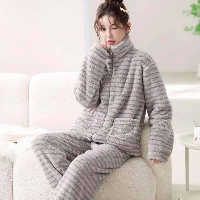 

Новая осенне-зимняя женская плюшевая утолщенная теплая повседневная домашняя одежда на молнии, которую можно носить на улице, удобная пижама для сна
