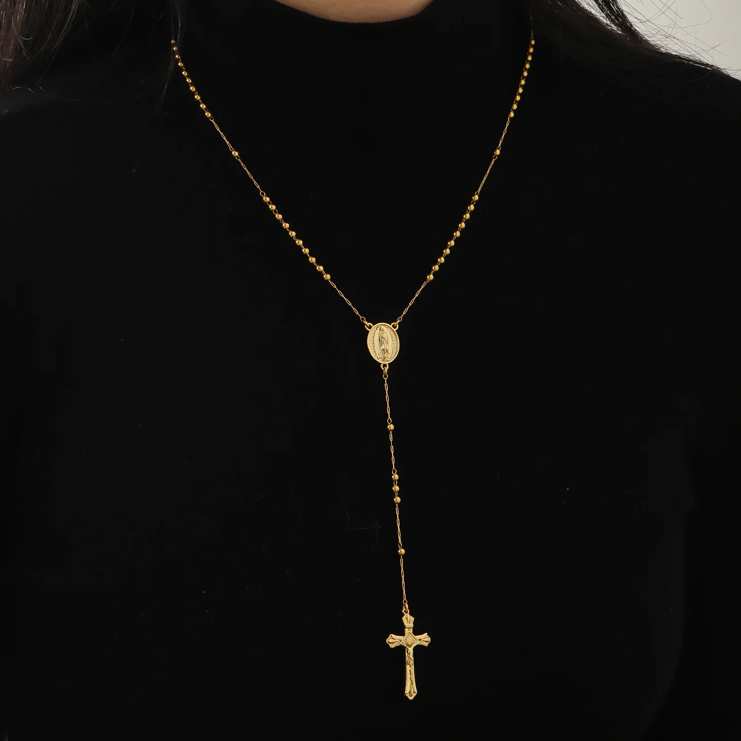 

Ожерелье с крестом Девы Марии, штабелируемое 18-каратное позолоченное ювелирное изделие из нержавеющей стали, подарок на рождественскую годовщину для женщин и девочек