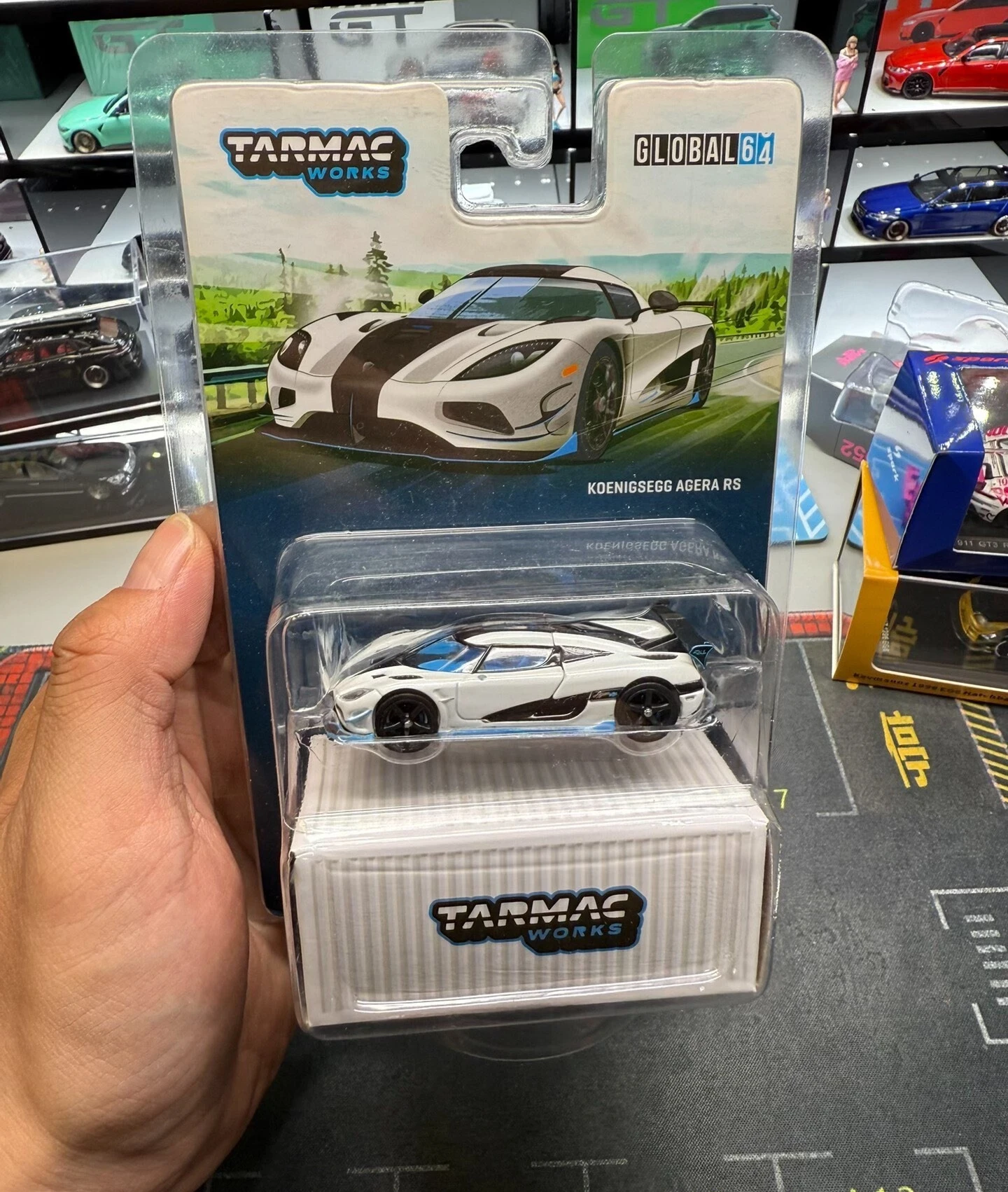 Diecast TW 1:64 Scale AGERA RS1 White Alloy Car Model