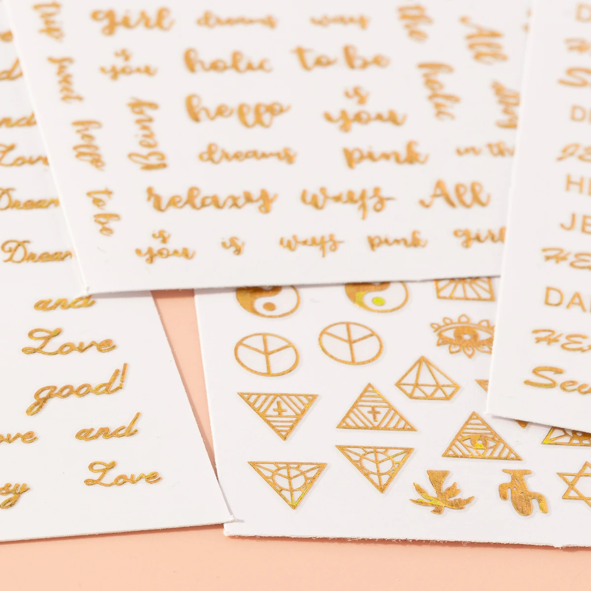 12 szt. Gotyckie Czarne Białe Złote Litery Naklejki na Paznokcie Alfabet Samoprzylepne Slidery Ozdoby do Manicure Tatuażu