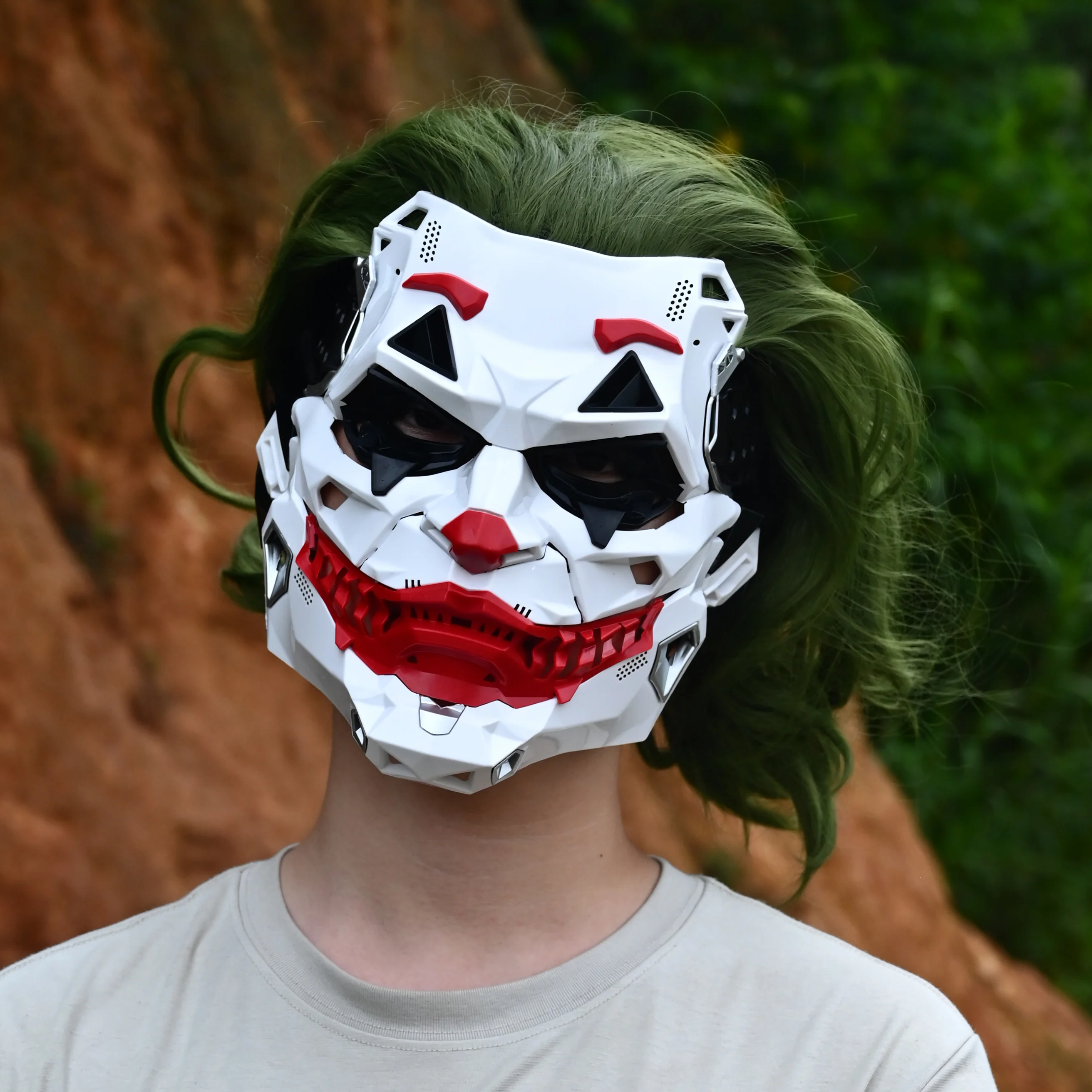 Futuristic Cyber Mechanical Facial Mask, Sharp Angle Hard Mask for Carnival Costume Dress Up