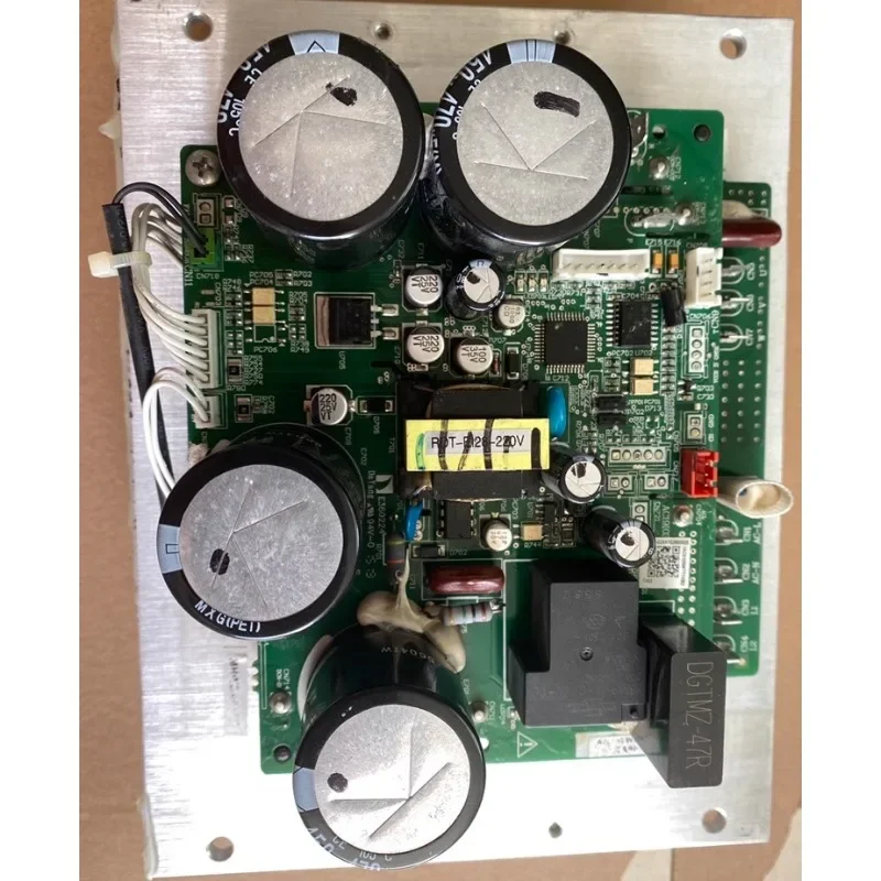 

Parts for York Air Conditioning Multi-line YVOH Compressor Drive Board SAP No. 836607