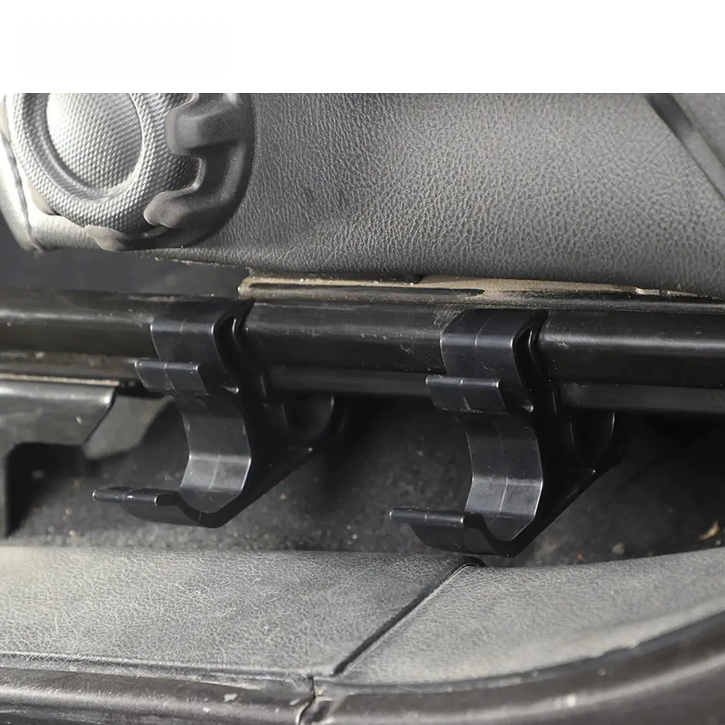 2pcs Car Seat Flashlight Holder for Jeep Wrangler JL Gladiator JT 2018-2025, Interior Mount Bracket Stand, Auto Accessory