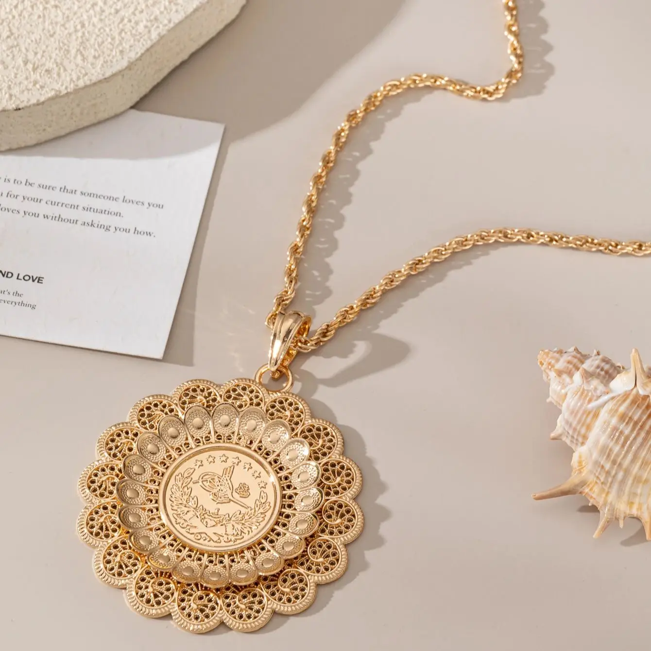 1PC Gold-Plated Flower Pendant Necklace Arab Coin Totem Long Chain for Ladies Kurdish Turkish Bride Jewelry Gift