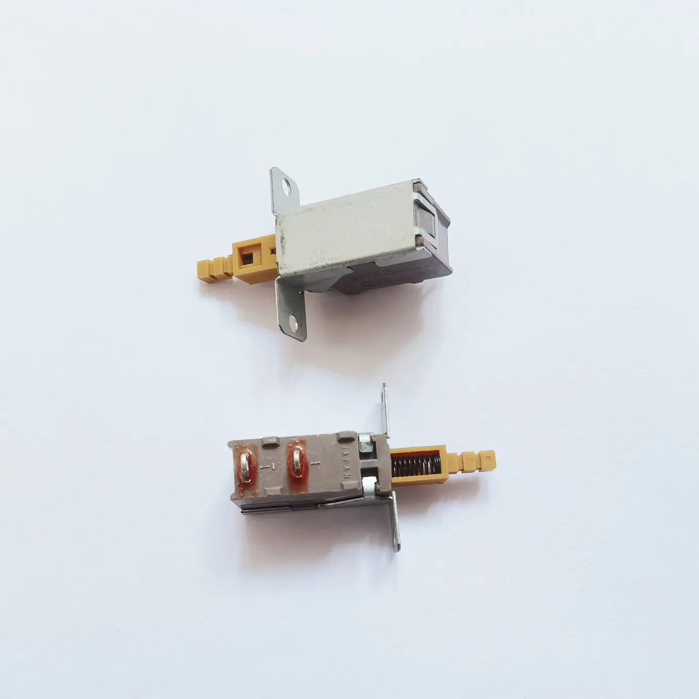 Original new 100% power switch TV-3 4A 32A250V SDL1P press the toggle switch