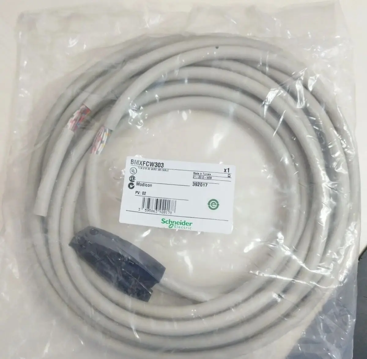 BMXFCW303 cord set - 40-way terminal - two ends flying leads - for M340 I/O - 3 m